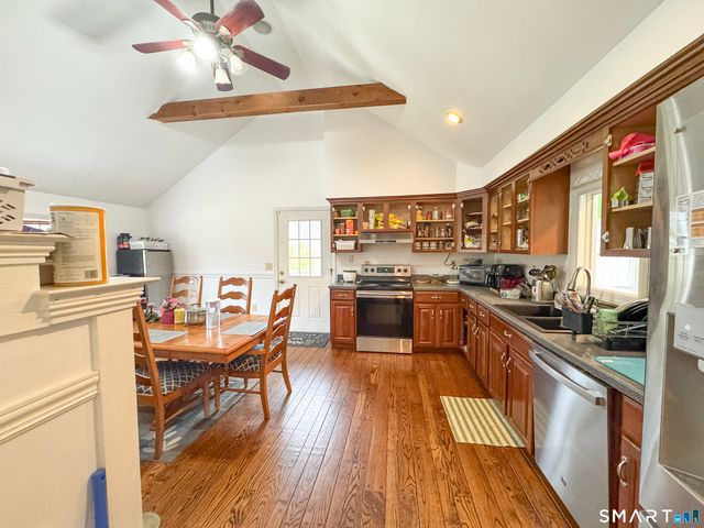 207 Stadley Rough Road, Danbury, CT 06811