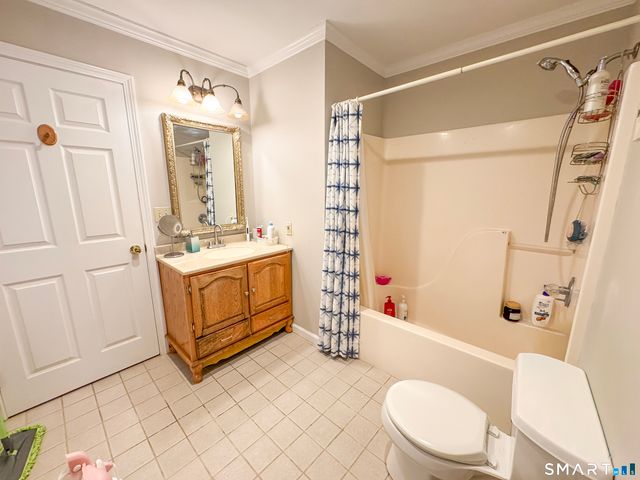 207 Stadley Rough Road, Danbury, CT 06811