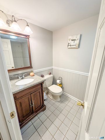 207 Stadley Rough Road, Danbury, CT 06811