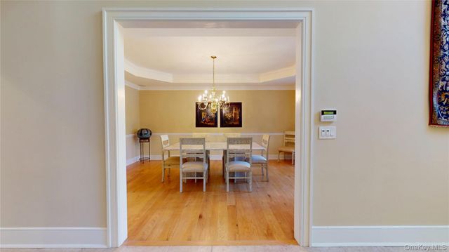 23 Overbrook Lane, Upper Brookville, NY 11545