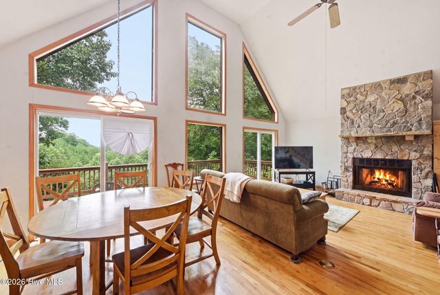65 Ellis Lane, Murphy, NC 28906