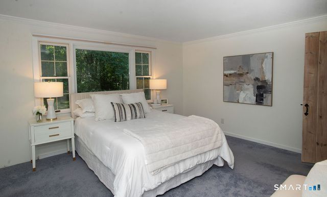 531 Cheese Spring Road, New Canaan, CT 06840