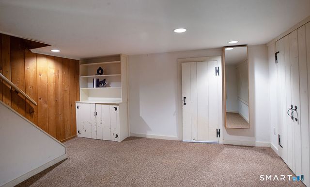 531 Cheese Spring Road, New Canaan, CT 06840
