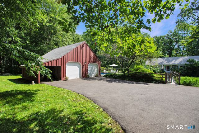 531 Cheese Spring Road, New Canaan, CT 06840