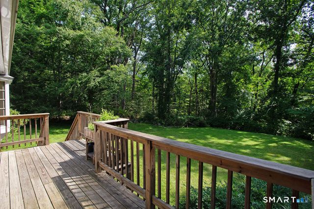 531 Cheese Spring Road, New Canaan, CT 06840