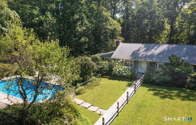 531 Cheese Spring Road, New Canaan, CT 06840