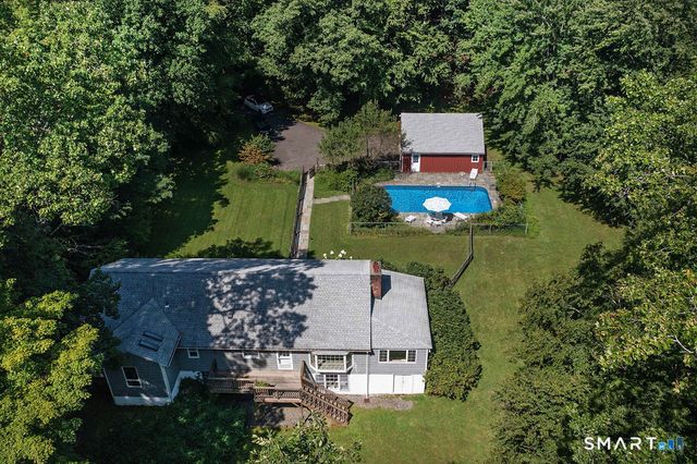 531 Cheese Spring Road, New Canaan, CT 06840