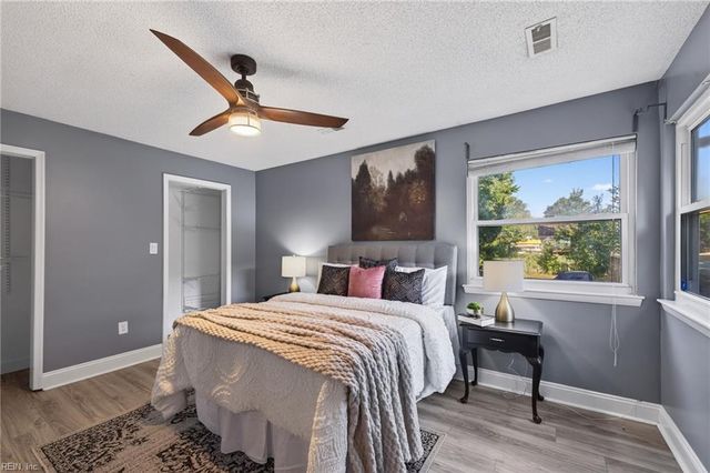 2604 Saint Regis LN, Virginia Beach, VA 23453