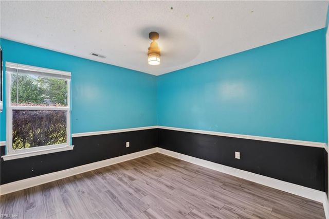 2604 Saint Regis LN, Virginia Beach, VA 23453