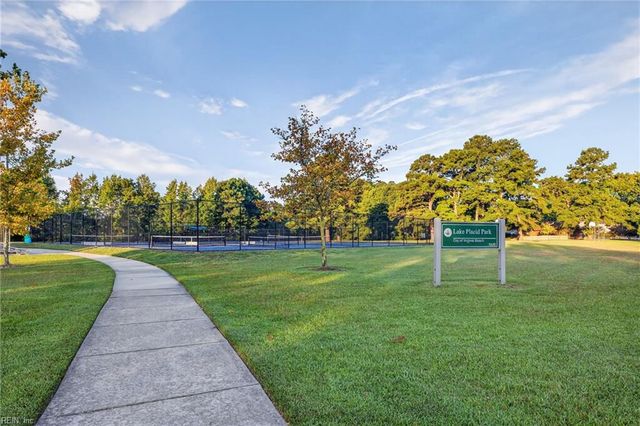 2604 Saint Regis LN, Virginia Beach, VA 23453