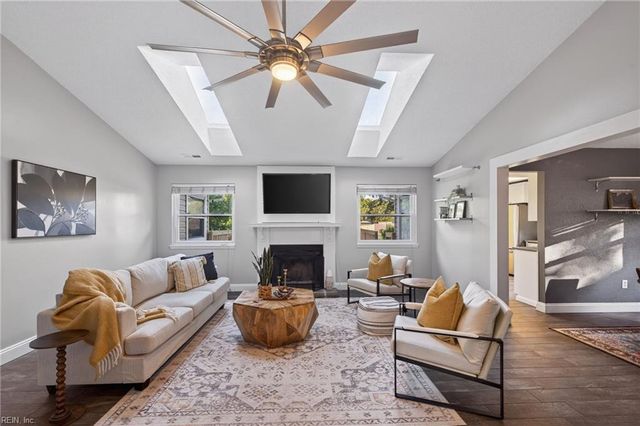 2604 Saint Regis LN, Virginia Beach, VA 23453