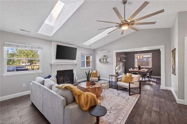 2604 Saint Regis LN, Virginia Beach, VA 23453