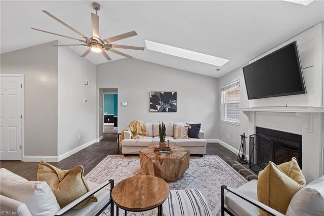 2604 Saint Regis LN, Virginia Beach, VA 23453