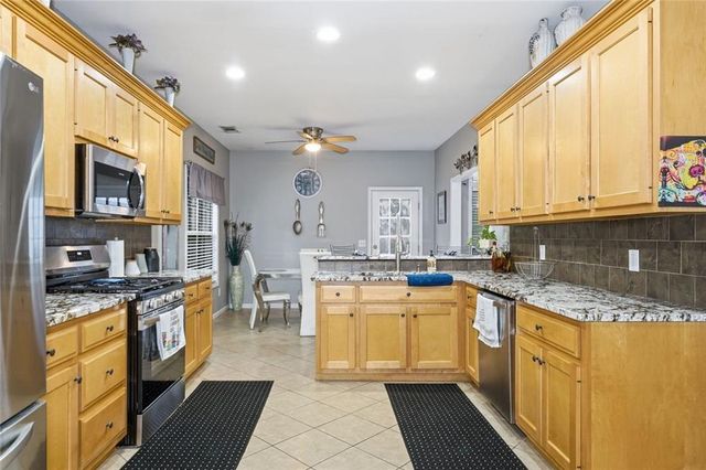 170 Sable Trace Trail, Acworth, GA 30102