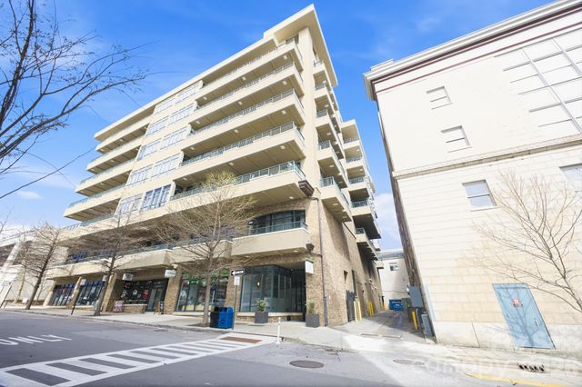 21 Battery Park Avenue 307, Asheville, NC 28801