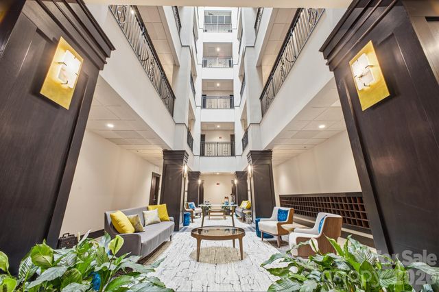 21 Battery Park Avenue 307, Asheville, NC 28801