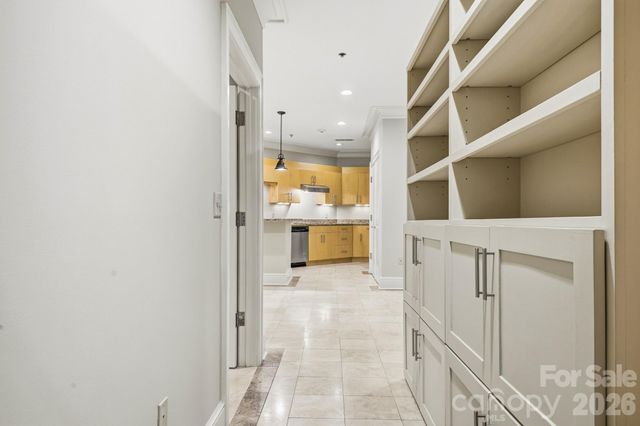21 Battery Park Avenue 307, Asheville, NC 28801