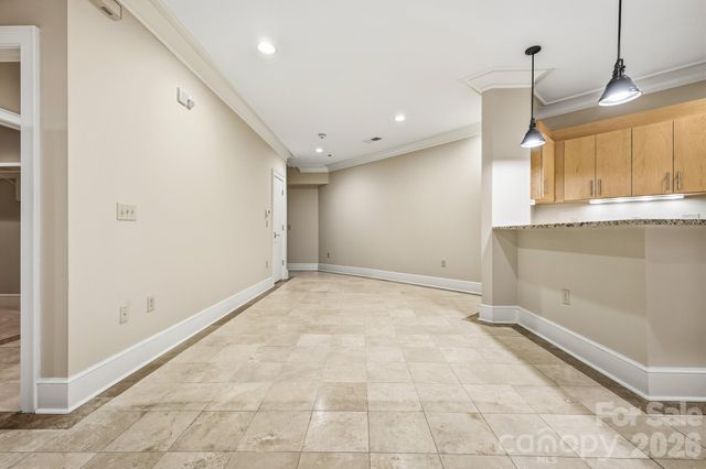 21 Battery Park Avenue 307, Asheville, NC 28801