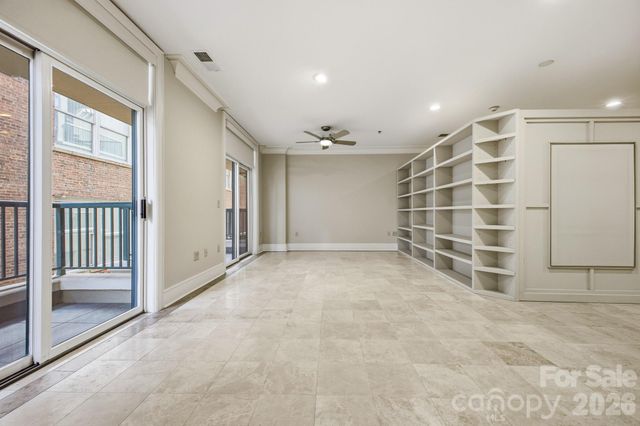 21 Battery Park Avenue 307, Asheville, NC 28801