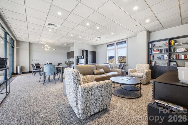 21 Battery Park Avenue 307, Asheville, NC 28801