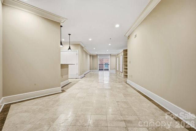 21 Battery Park Avenue 307, Asheville, NC 28801
