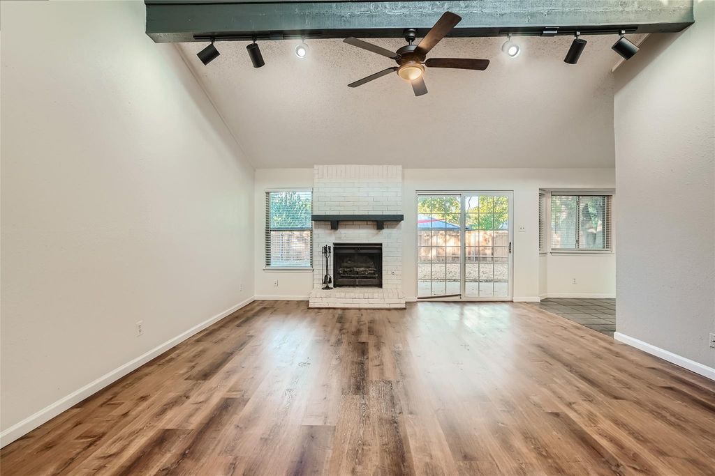 3305 Broken Spoke TRL, Georgetown, TX 78628