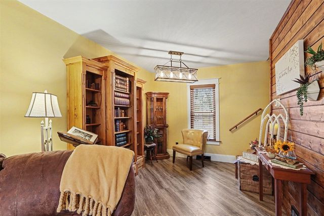 1012 Mills Street, Kalamazoo, MI 49001