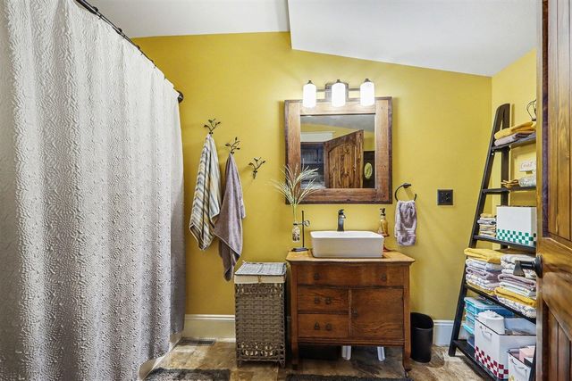 1012 Mills Street, Kalamazoo, MI 49001