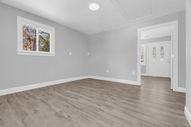 95 Lisa Ann Dr, Bellingham, MA 02019