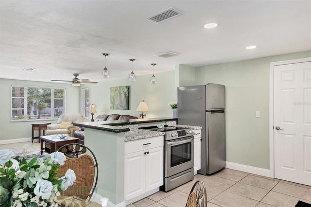 39 1ST AVENUE, Englewood, FL 34223