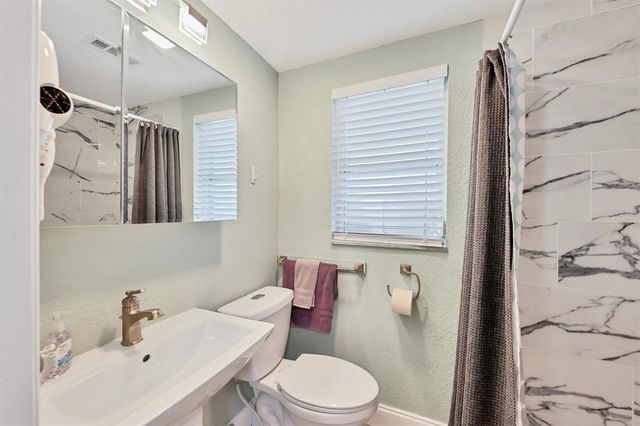 39 1ST AVENUE, Englewood, FL 34223