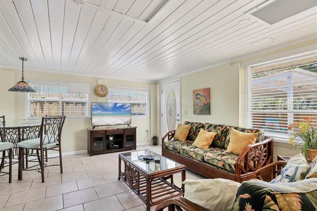 39 1ST AVENUE, Englewood, FL 34223