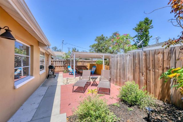 39 1ST AVENUE, Englewood, FL 34223