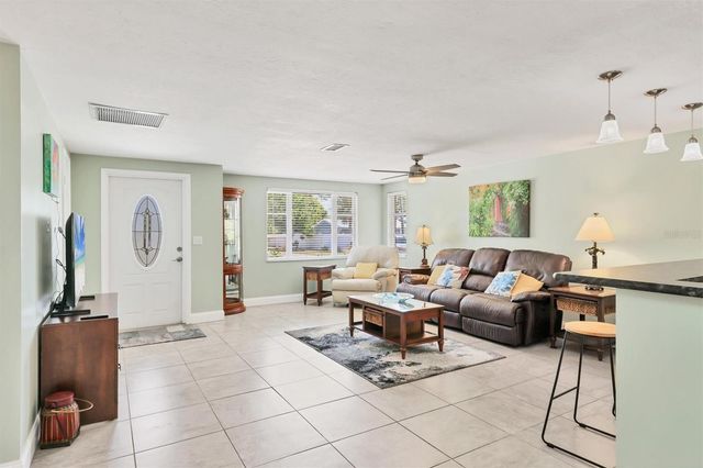 39 1ST AVENUE, Englewood, FL 34223