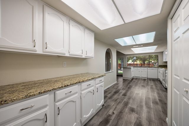 6117 Scenic Drive, Rowlett, TX 75088