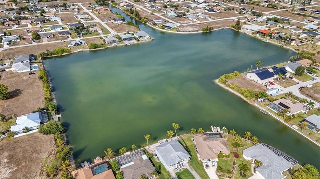 230 NE 18TH STREET, Cape Coral, FL 33909