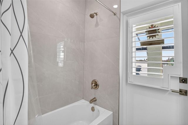 230 NE 18TH STREET, Cape Coral, FL 33909