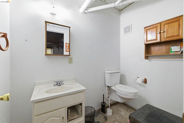 17221 Smokey River Dr, Sonora, CA 95370