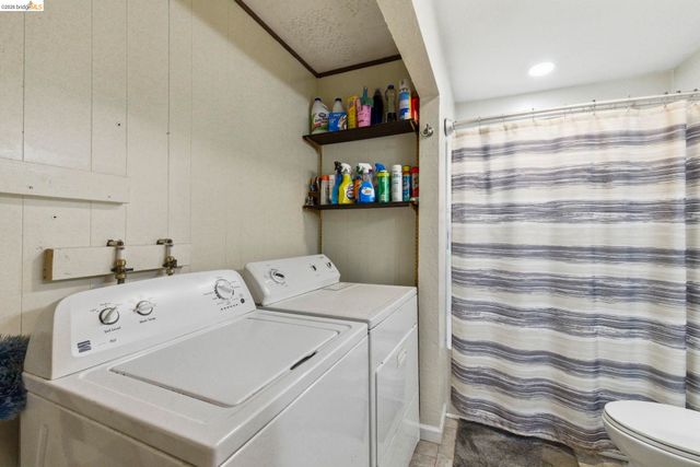 17221 Smokey River Dr, Sonora, CA 95370