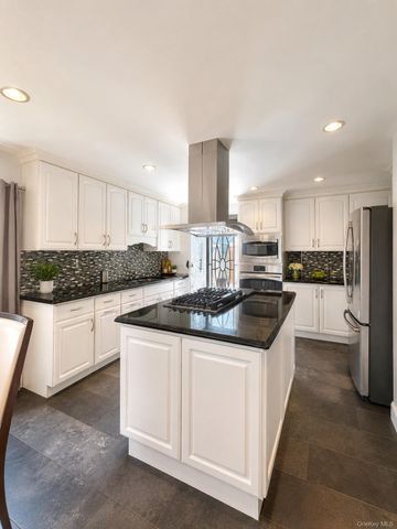 202-13 33rd Avenue, Bayside, NY 11361