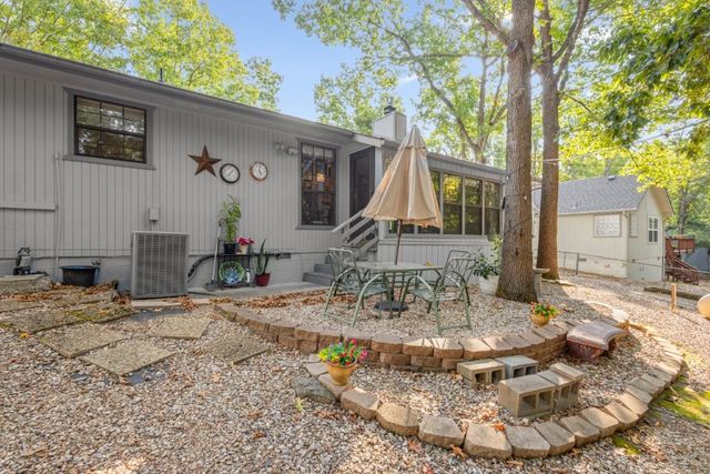 22 Sunderland Drive, Bella Vista, AR 72714