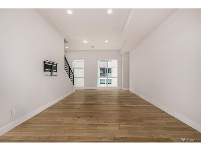 3037 W 19th Ave, Denver, CO 80204