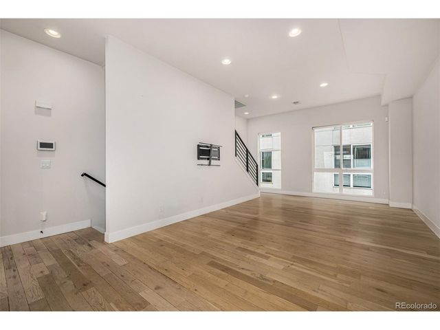 3037 W 19th Ave, Denver, CO 80204