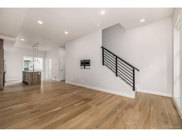 3037 W 19th Ave, Denver, CO 80204