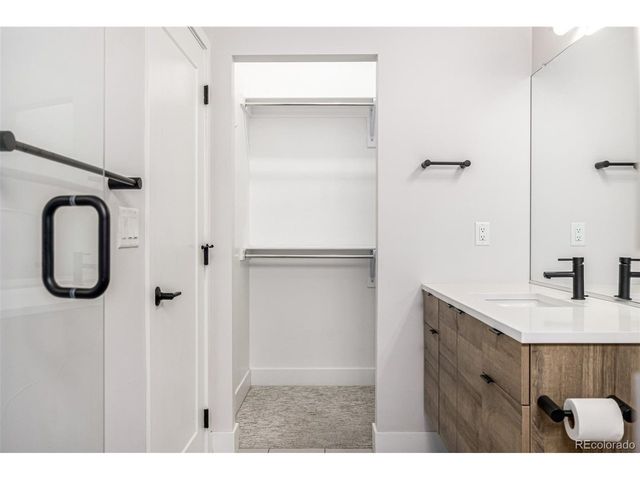 3037 W 19th Ave, Denver, CO 80204