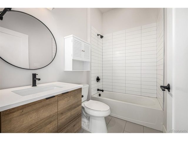 3037 W 19th Ave, Denver, CO 80204