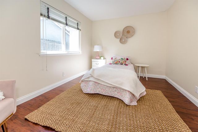 15 Rock Hill Court, Sacramento, CA 95833