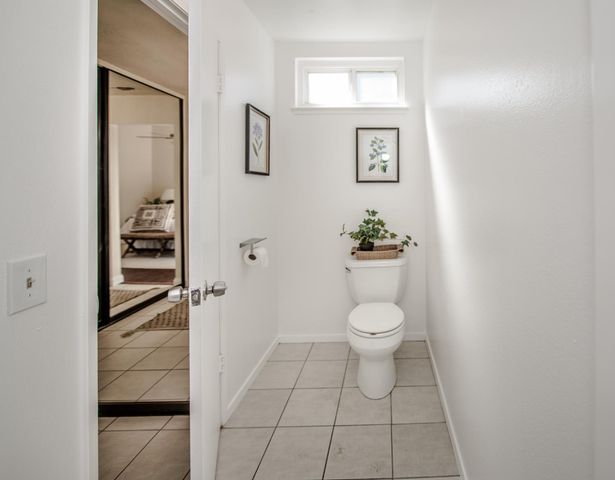 15 Rock Hill Court, Sacramento, CA 95833