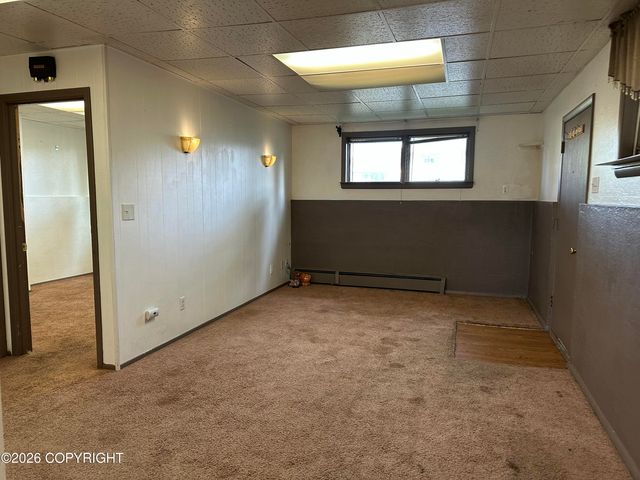 4447 E 6th Avenue, Anchorage, AK 99508
