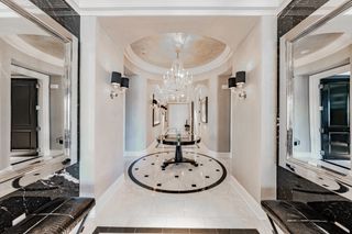 2525 N Pearl Street 1704, Dallas, TX 75201